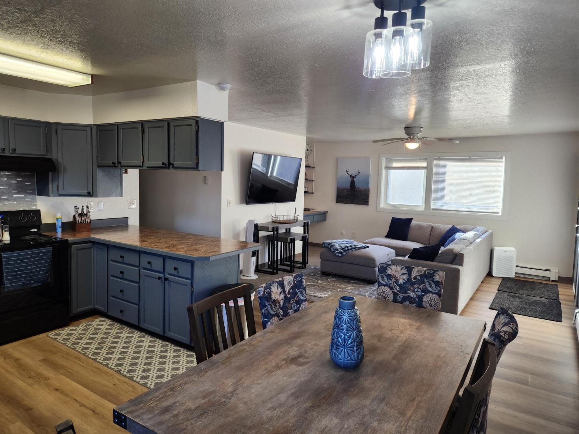 Newly Furnished Relaxing Stay Fairbanks Bagian luar foto